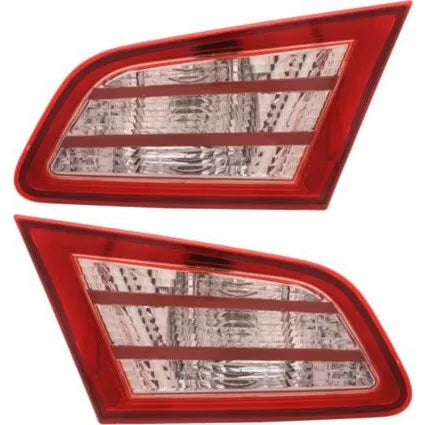 Back Up Light Set For 2003-2004 Infiniti G35 Left & Right, Inner 2Pc